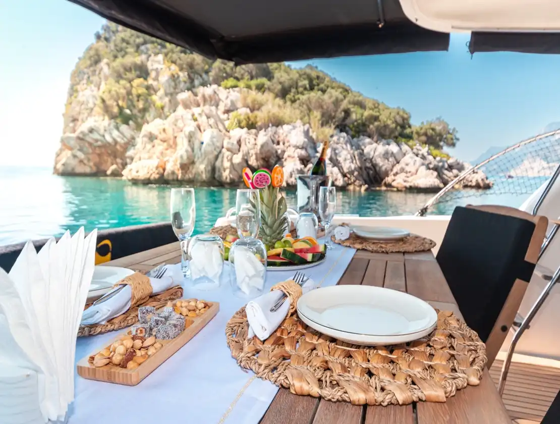 Antalya Yacht Rental 18m Custom 70